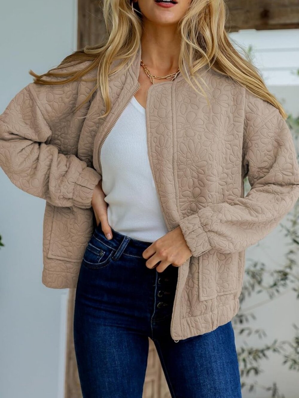 Stylish Women's Jacquard Bomber Jacket - Zip Up Coat with Pockets, Trendy - Picture 2 of 6